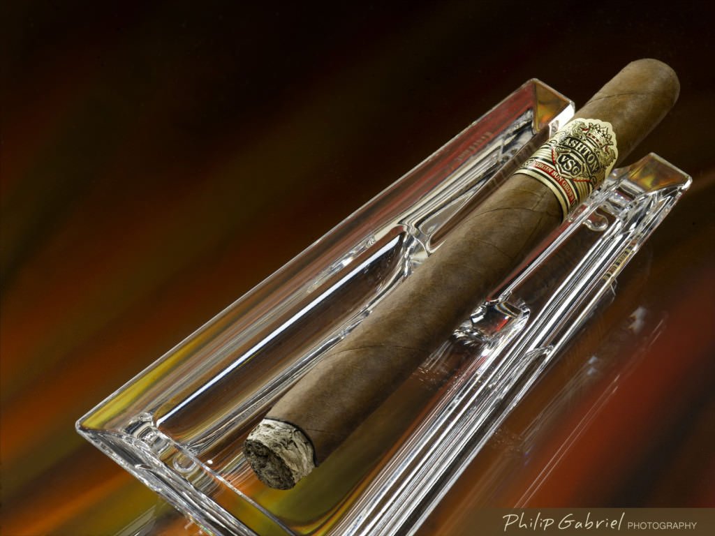 Product Ashton Cigar Burning Photographed by Philip Gabriel Photography